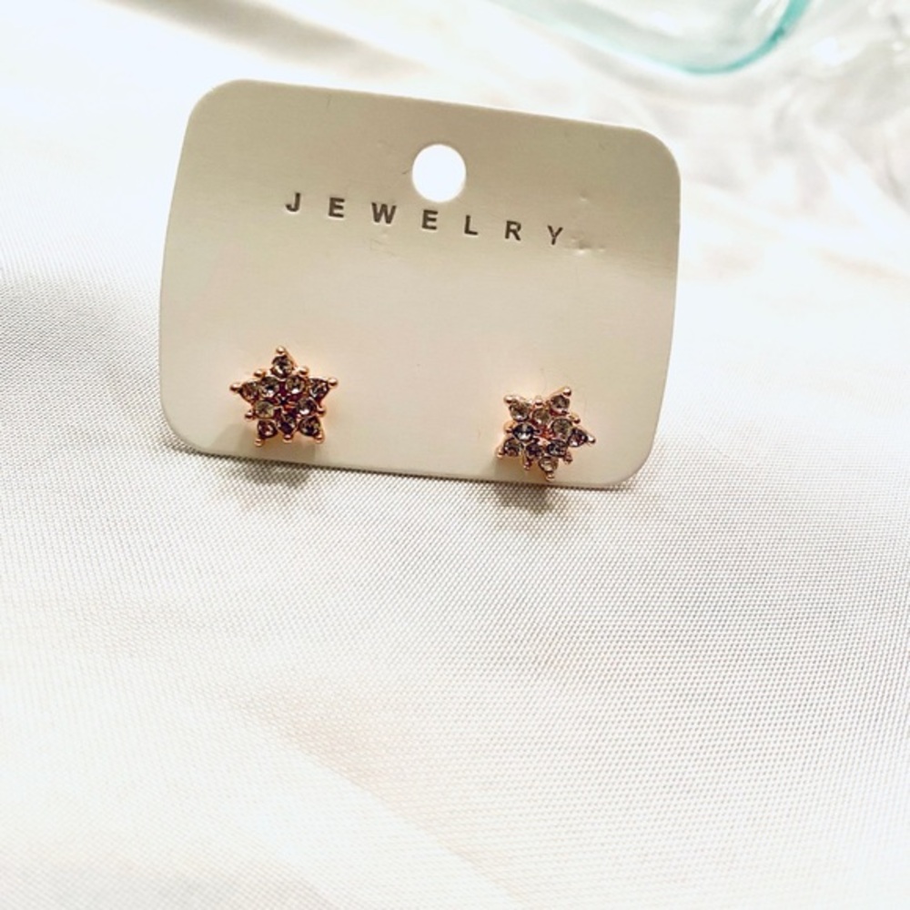 Star Shaped Rose CZ  Gold Earrings NEW